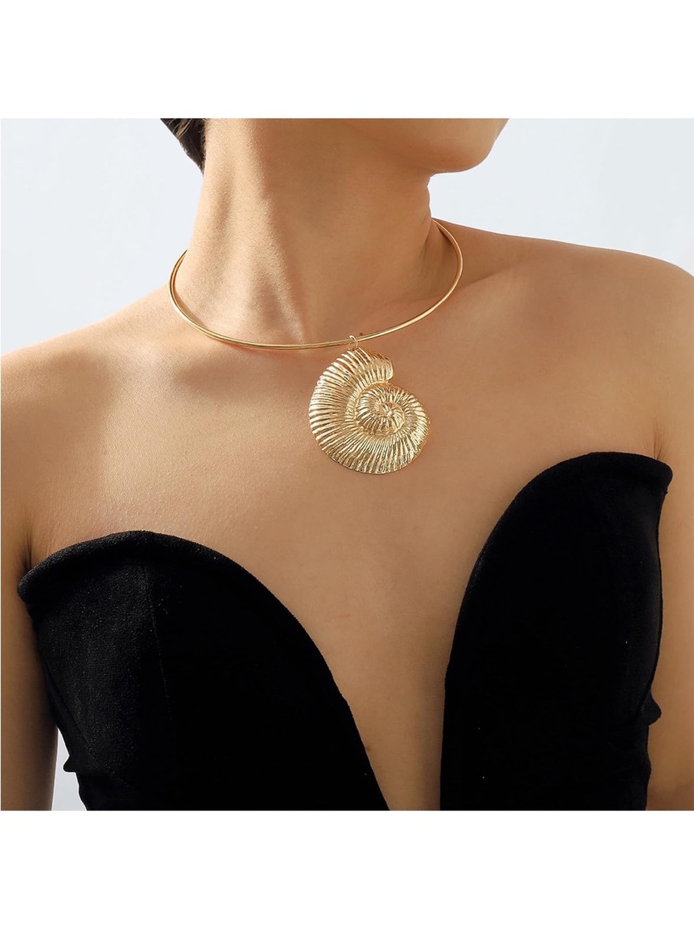 Shell shell necklace, charm necklace for women, delicate and simple jewelry